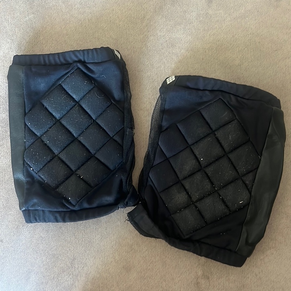 Poledancerka no grip knee pads - good condition.